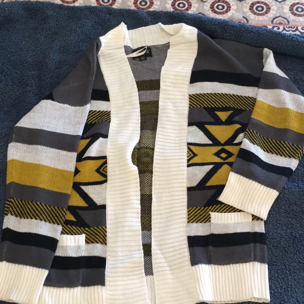 Beautiful print cardigan